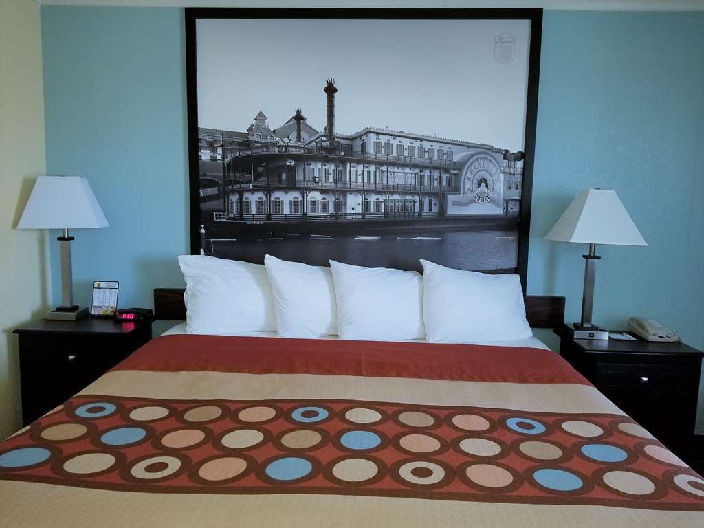 Hotel Super 8 By Wyndham Des Moines Pokoj fotografie